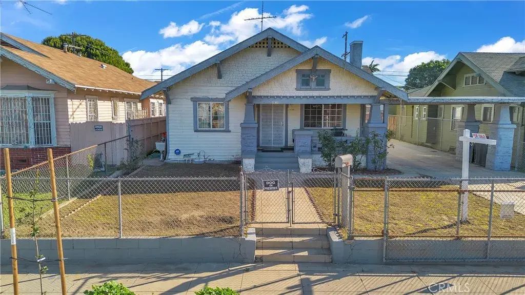 4156 Halldale, Los Angeles