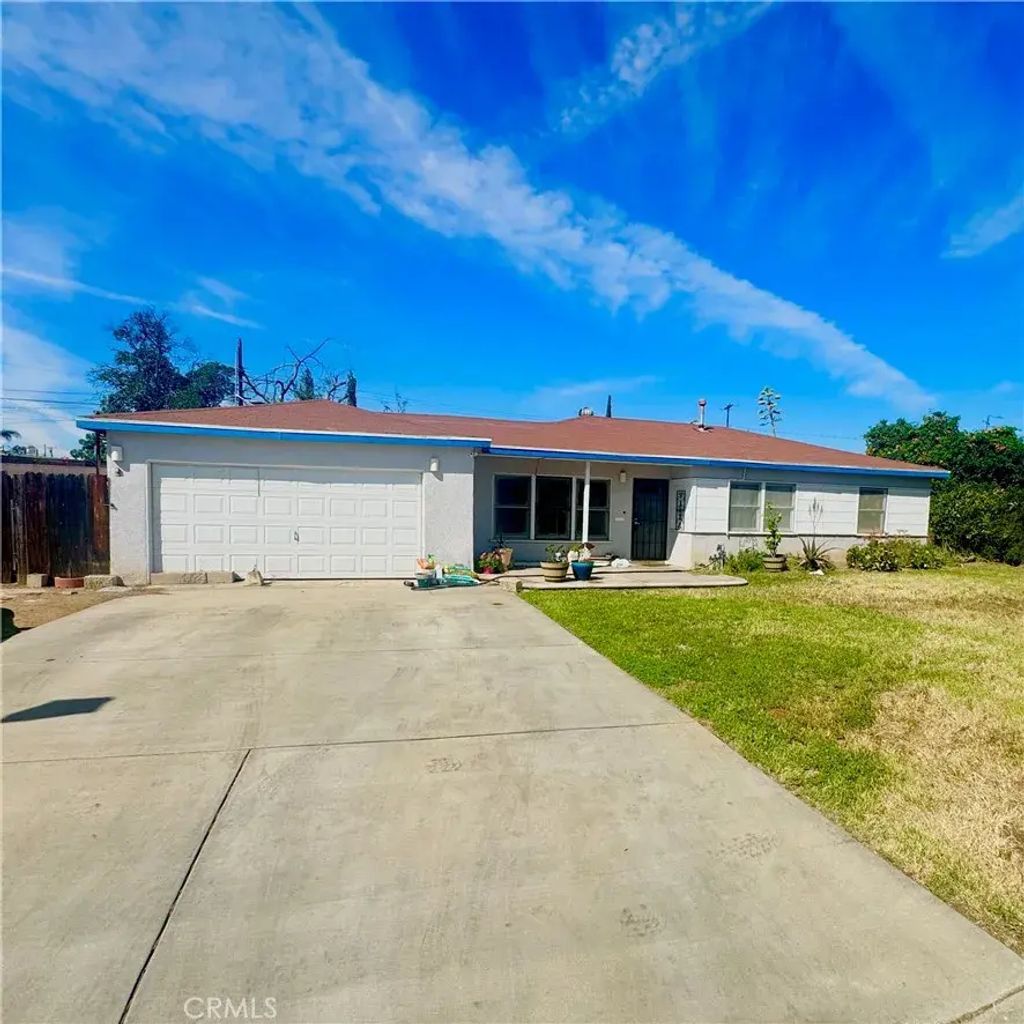 5642 Babb Avenue, Riverside