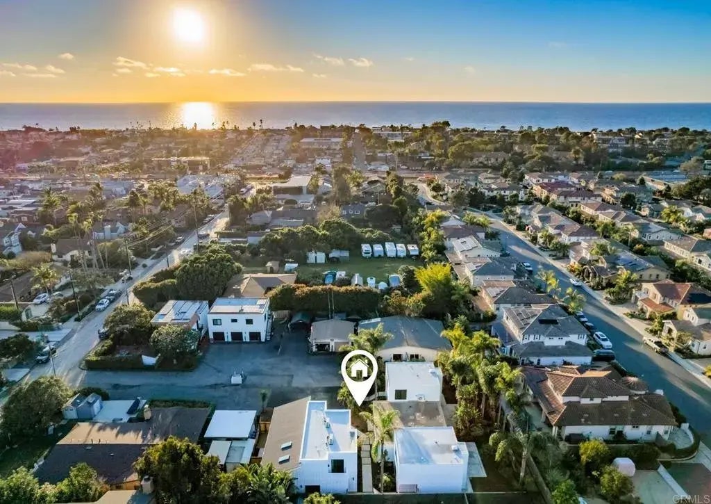 250 Hillcrest Drive, Encinitas