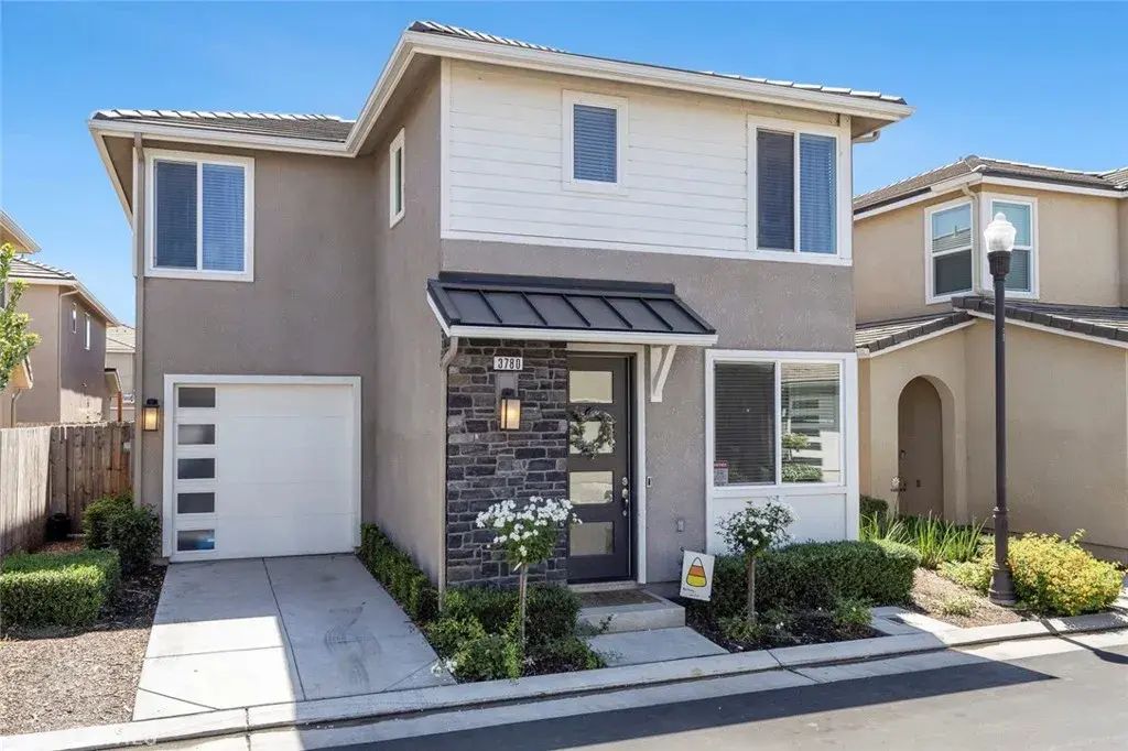 3780 Highclere, Clovis