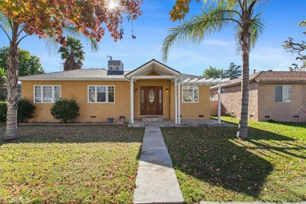 17844 Hartland Street, Reseda