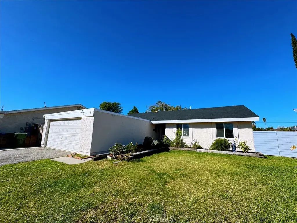 15505 La Valle Street, Sylmar