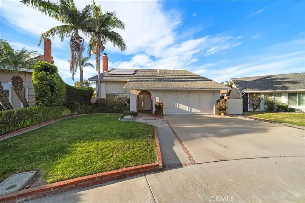 9893 Peralta River, Fountain Valley