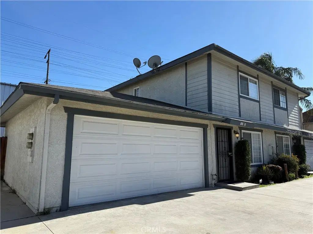 8826 Ramona St., Bellflower
