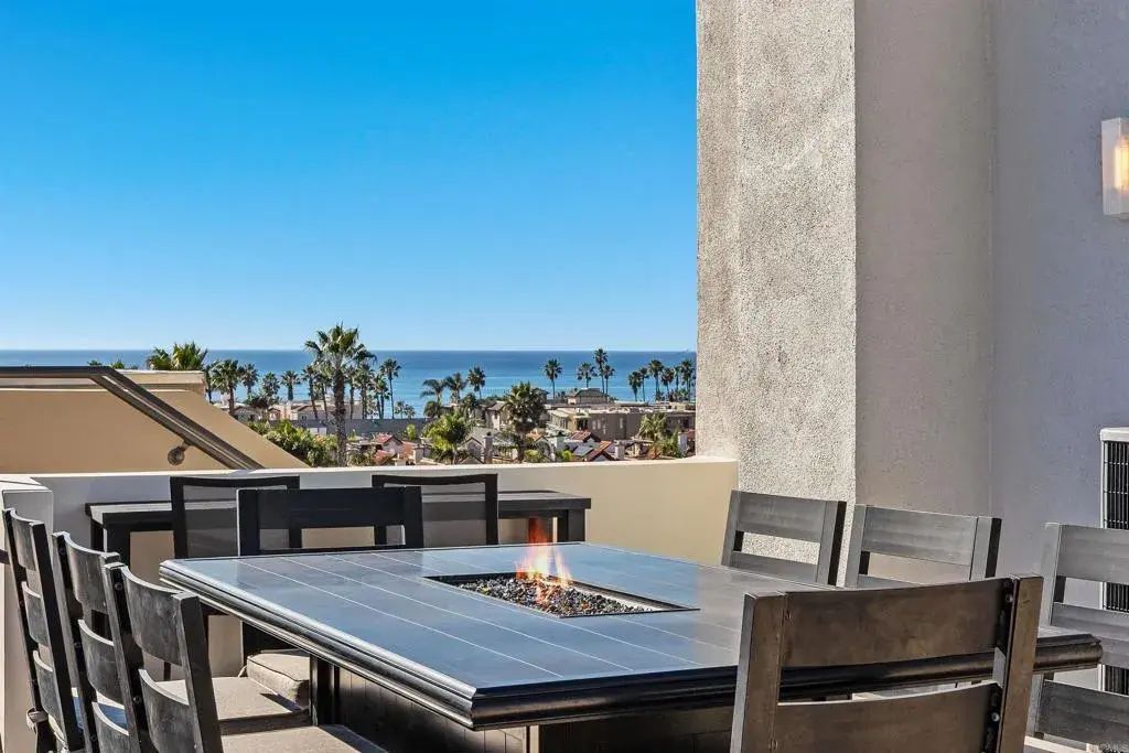 401 N Coast Hwy 301, Oceanside