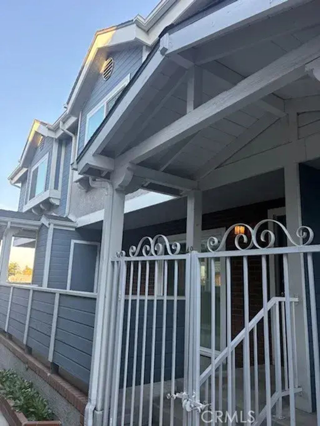 21901 Moneta 49, Carson
