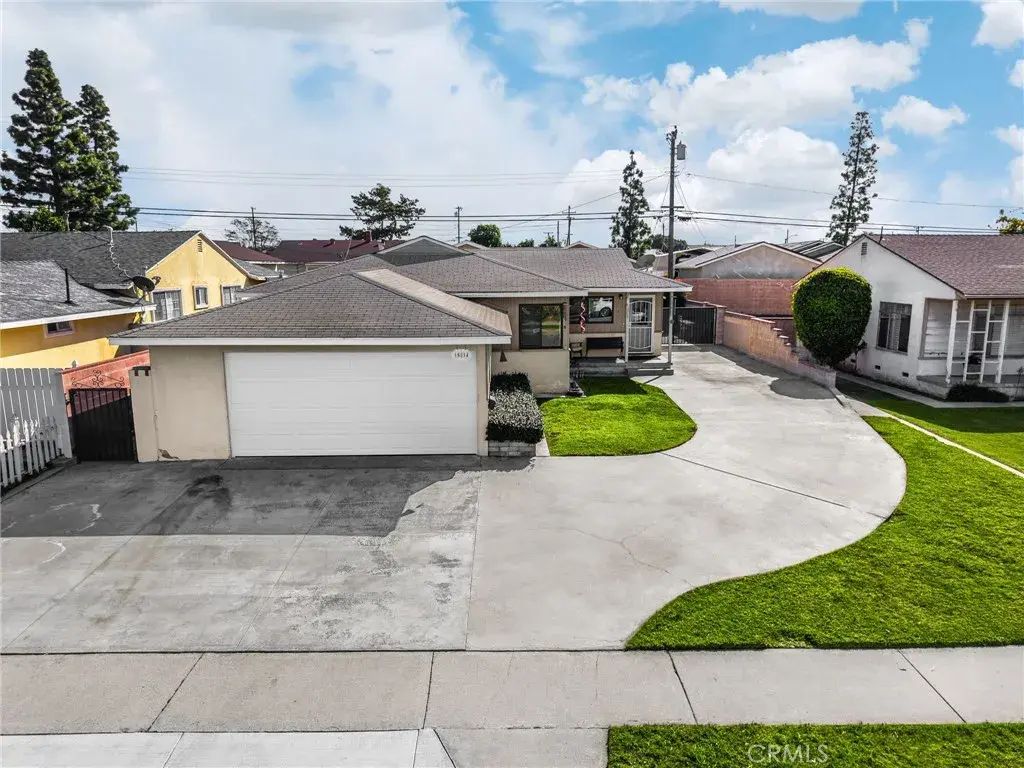 15814 Sharonhill Drive, Whittier