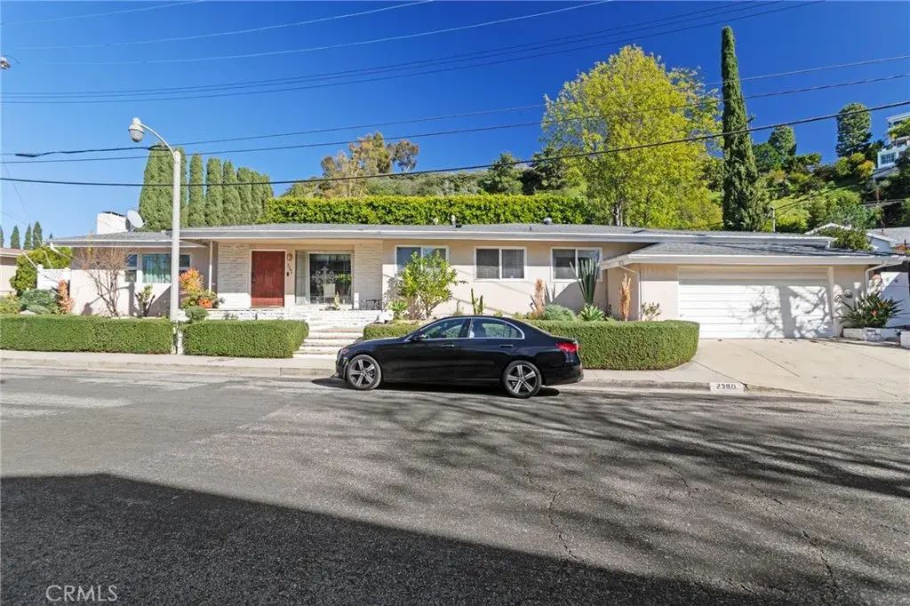 2390 Nalin Drive, Los Angeles