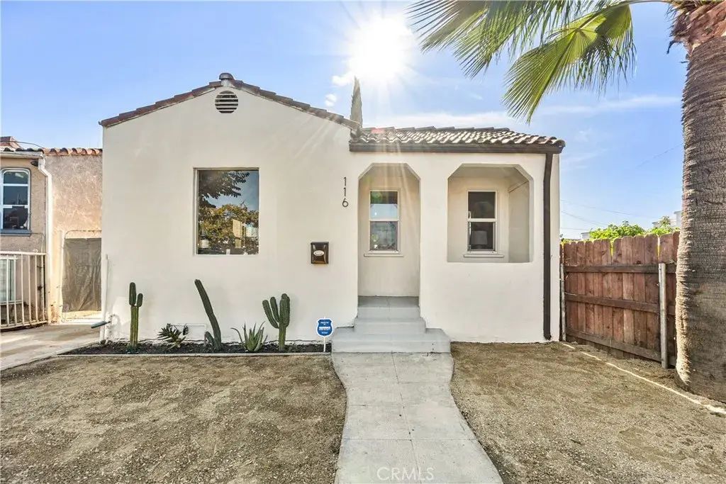 116 E 74th, Los Angeles