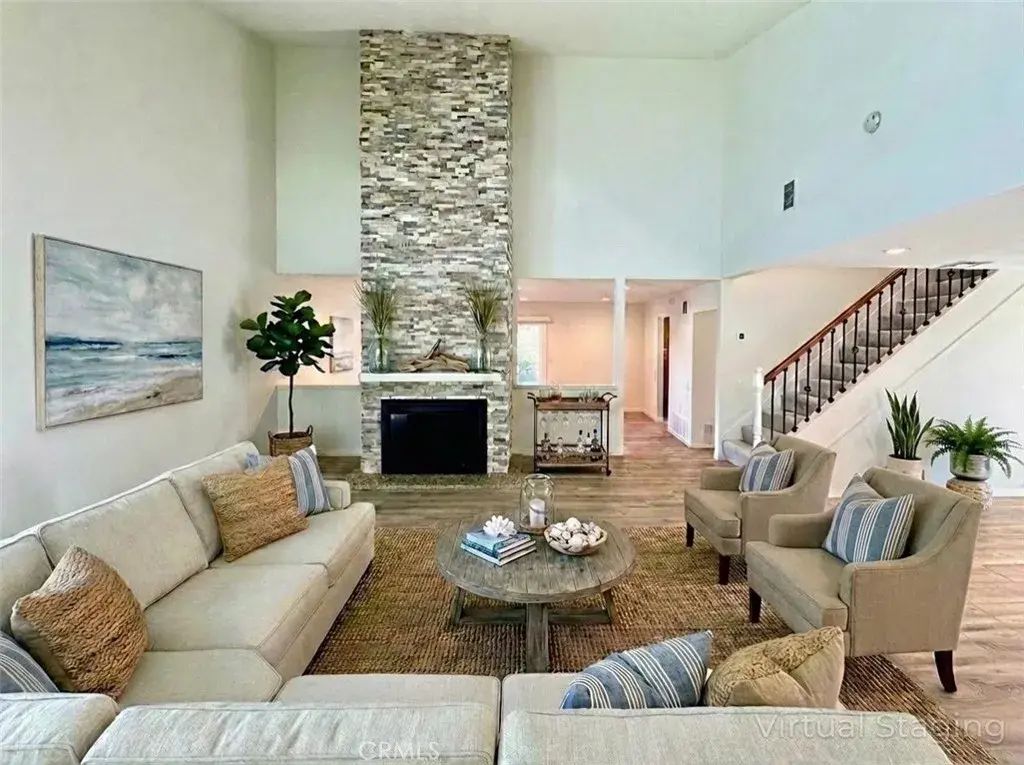 25381 Esrose Court, Lake Forest