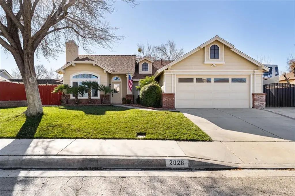 2028 W Avenue K10, Lancaster