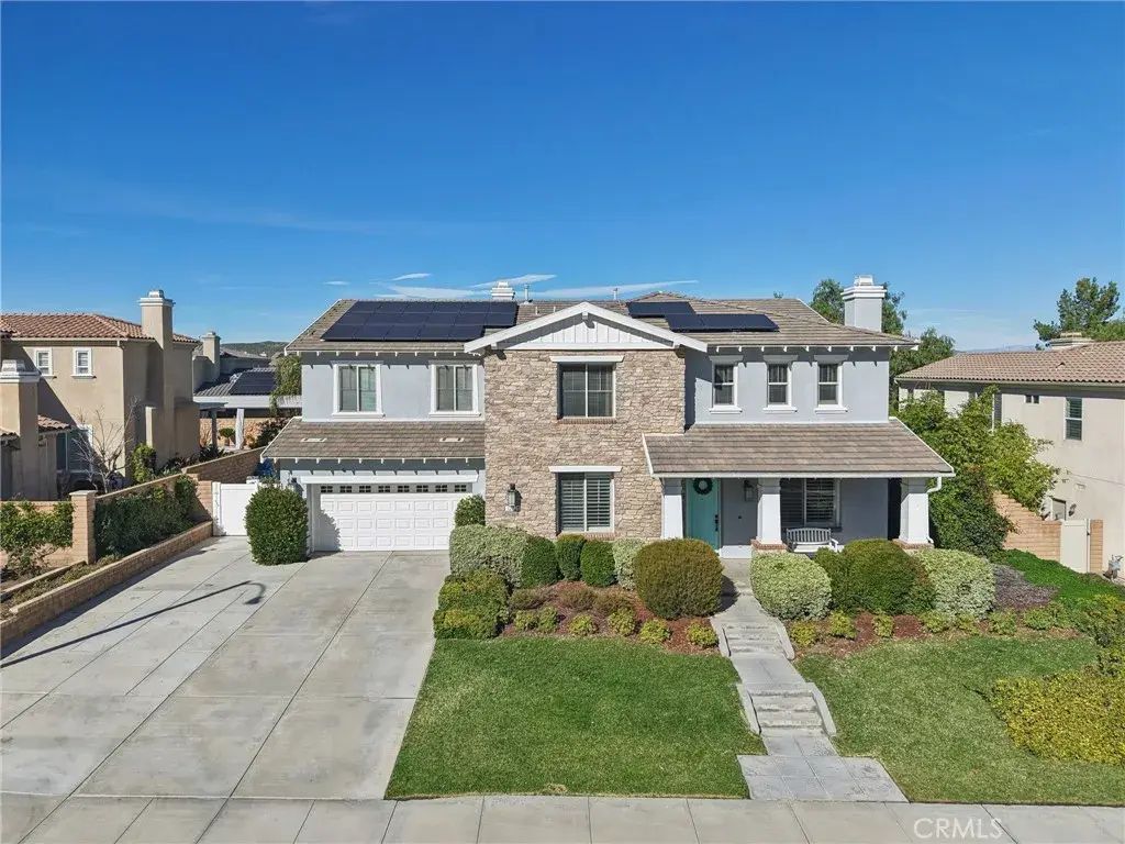 32728 Shadyview Street, Winchester