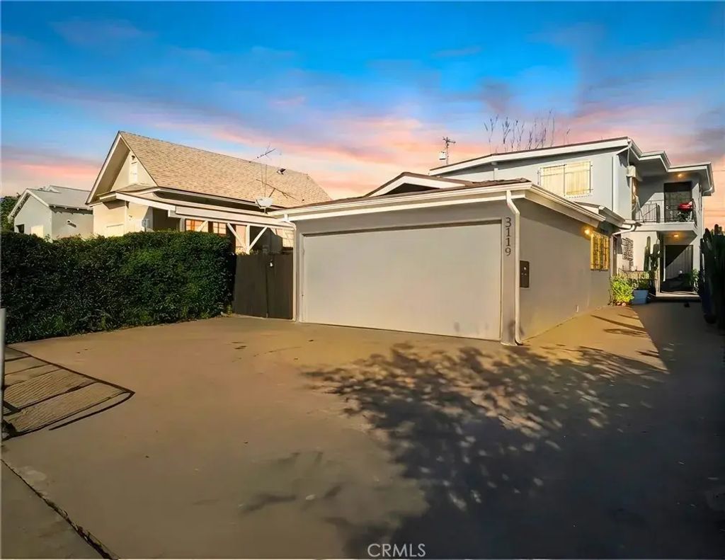 3119 W 71st, Los Angeles