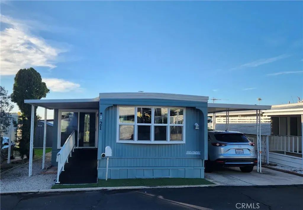 1255 Amethyst 21, Mentone