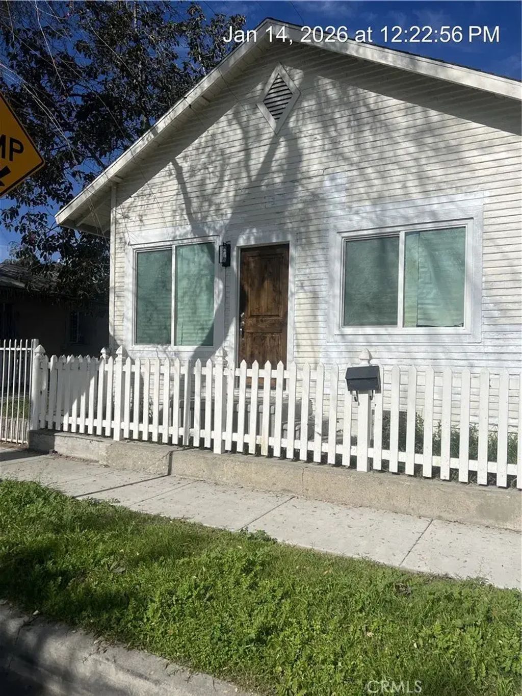 6847 San Juan, Paramount
