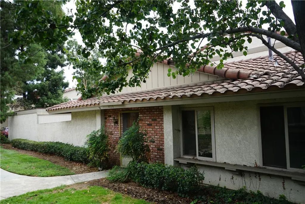 9719 Fremont Avenue, Montclair