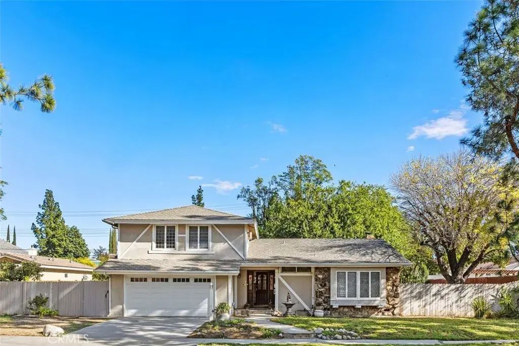 8368 Jason Avenue, West Hills