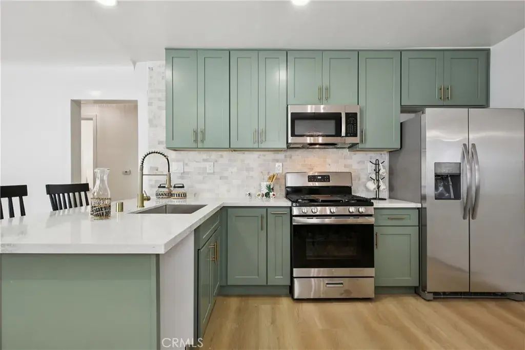701 E Willow, Signal Hill
