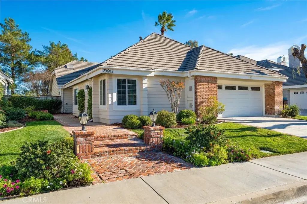 25912 Bellis, Valencia