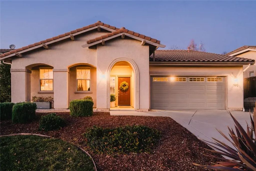740 Lavender Lane, Templeton