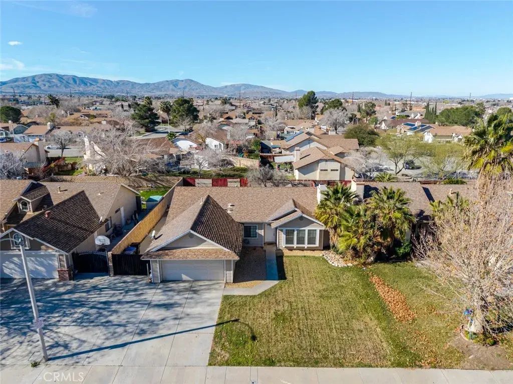38143 42nd Street East, Palmdale