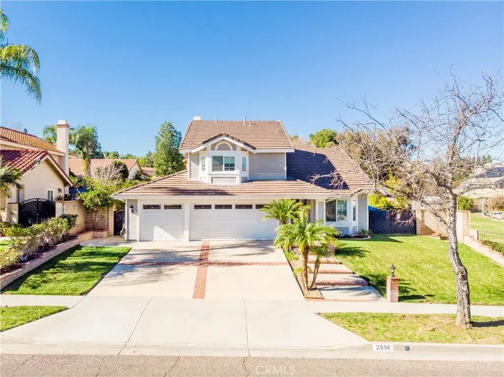 2598 Independence, Corona