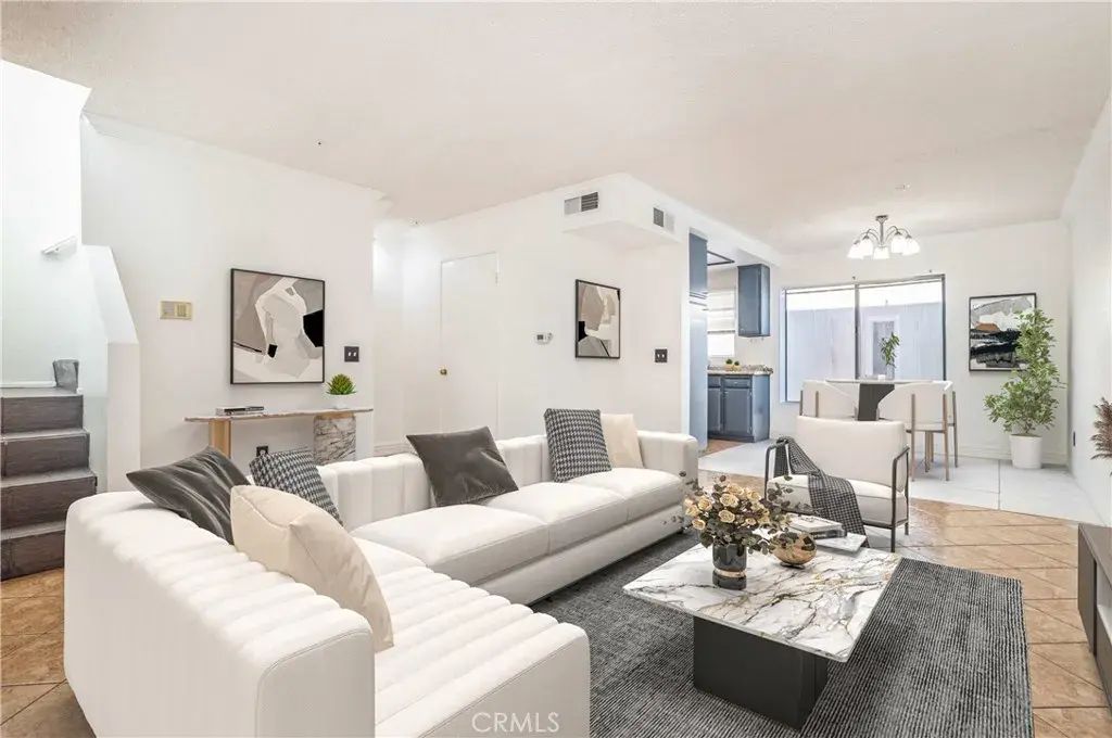 8800 Burnet 8, North Hills