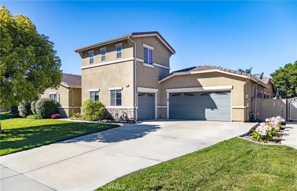 7840 La Cresta Street, Highland