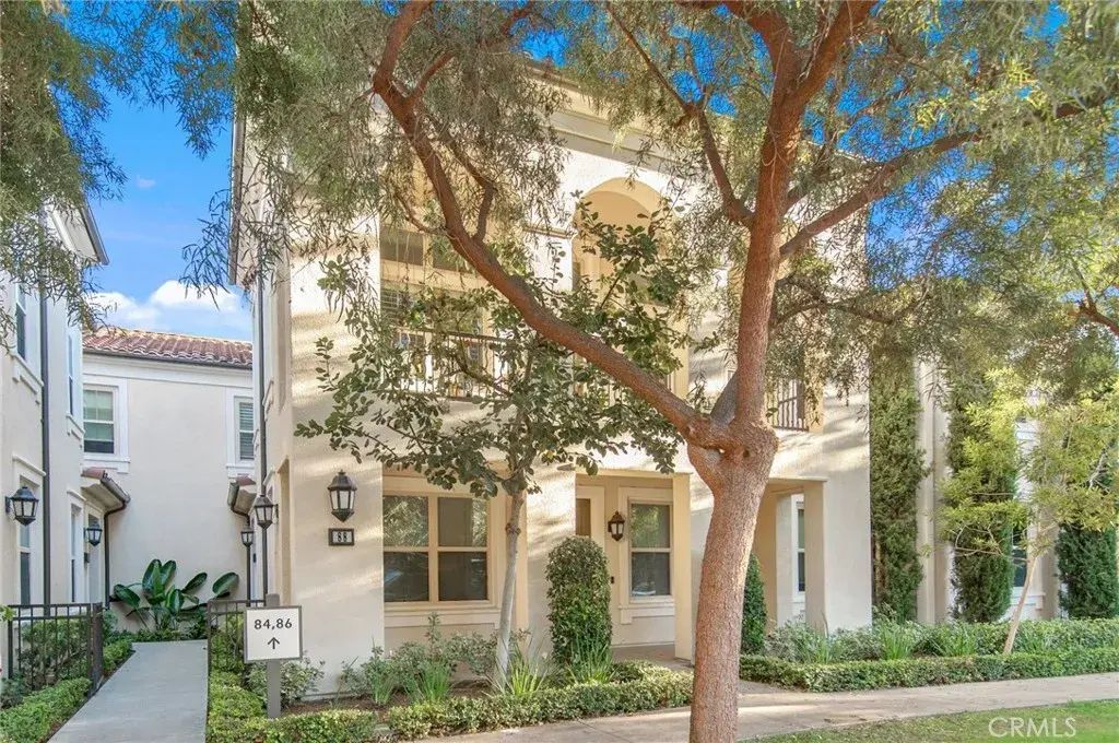 88 Mayfair, Irvine