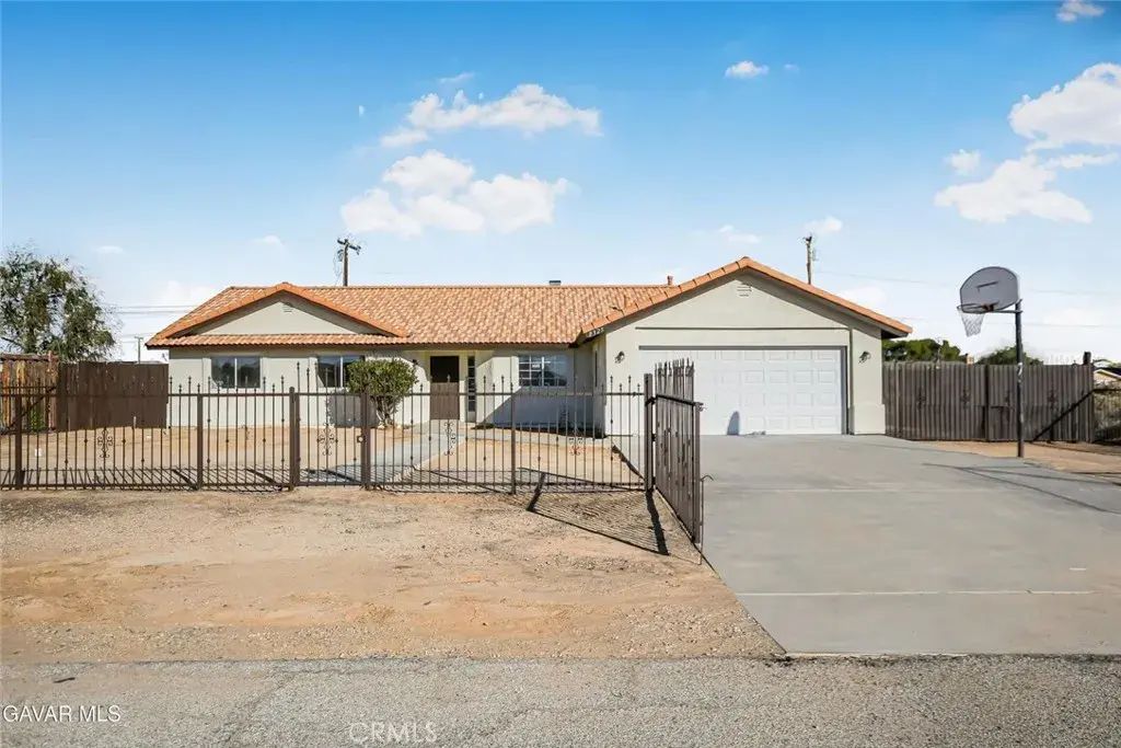 8325 Jacarada, California City