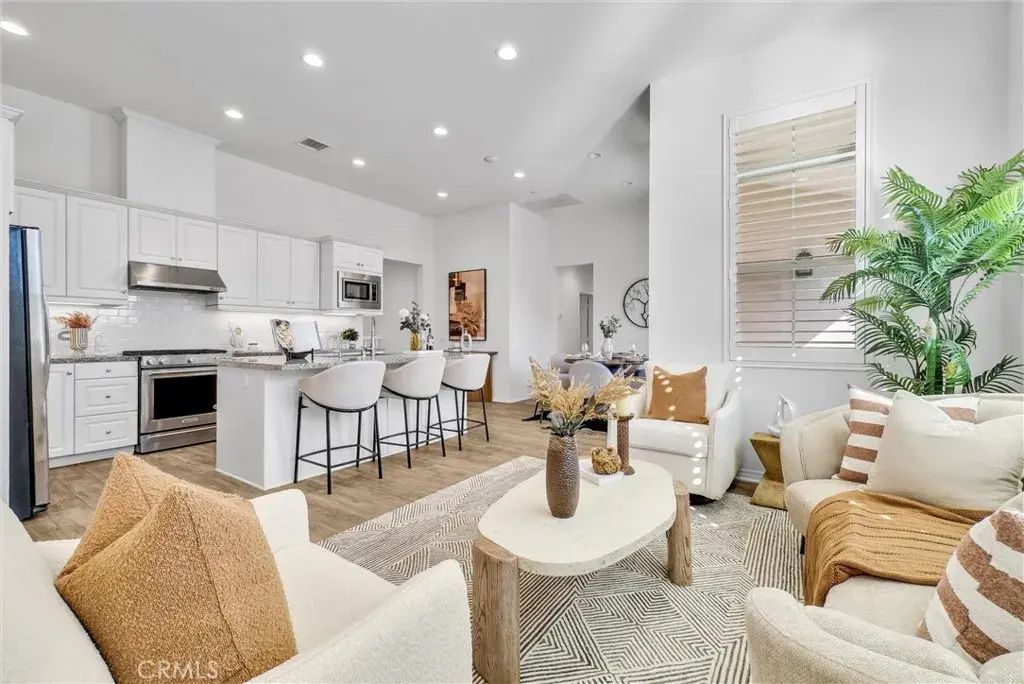 160 Parkwood, Irvine