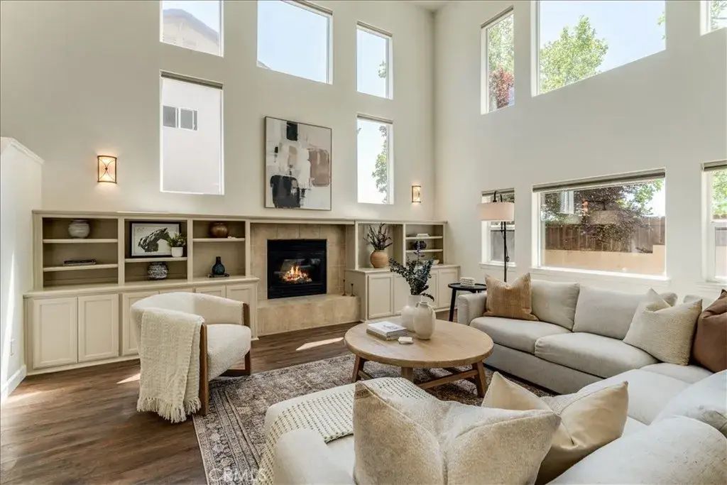 1095 Megan Court, Templeton