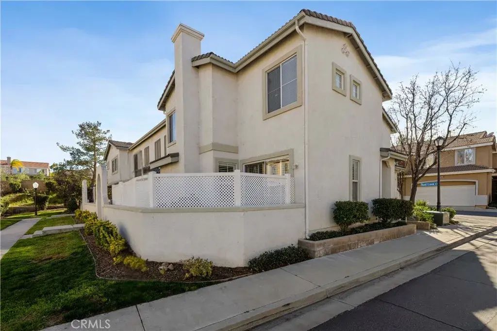25408 Quail Creek Court, Saugus