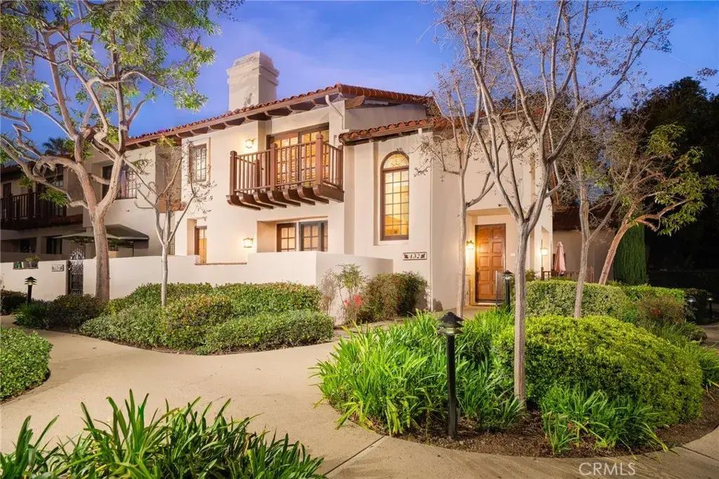 432 E Bougainvillea Lane, Glendora