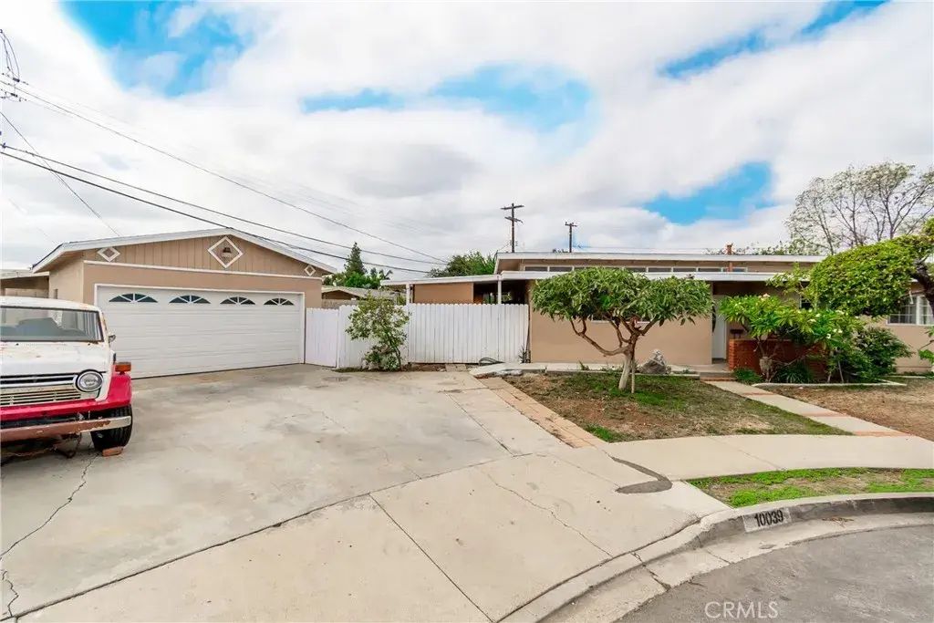 10039 Guilford, Whittier