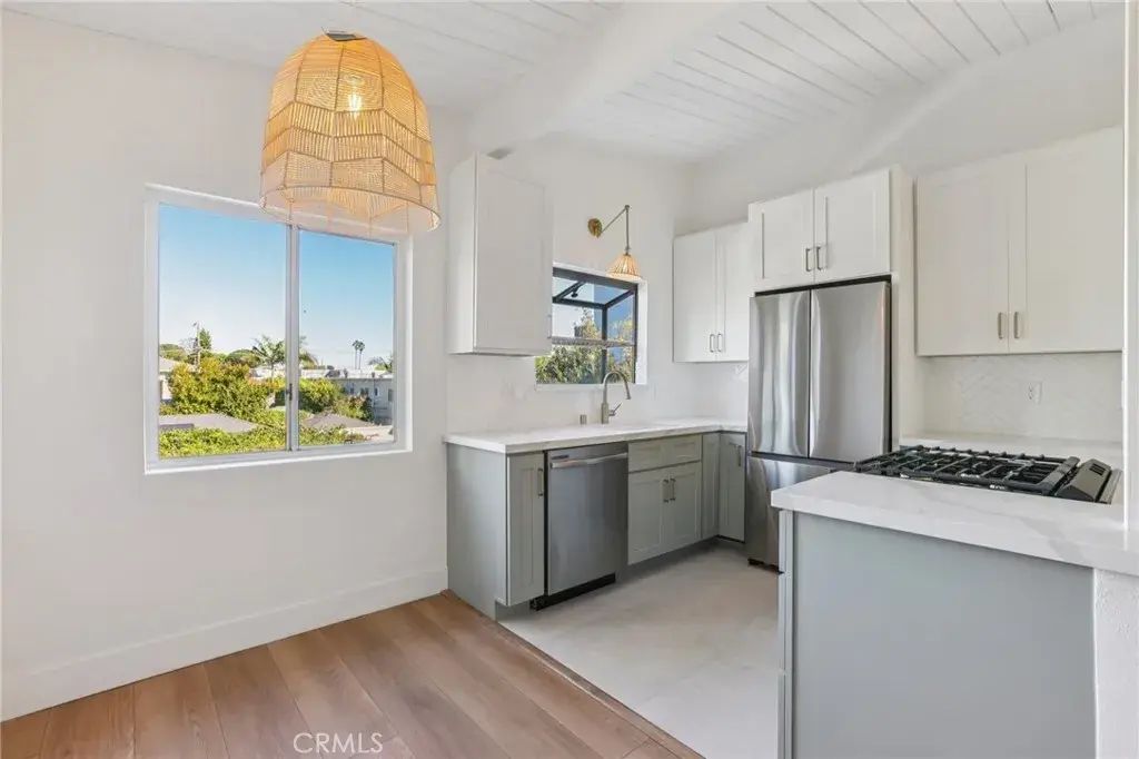 2909 10th 4, Santa Monica
