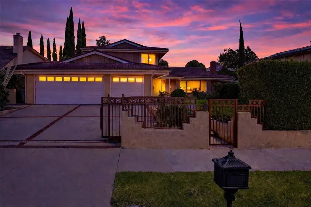 19051 Los Alimos, Porter Ranch
