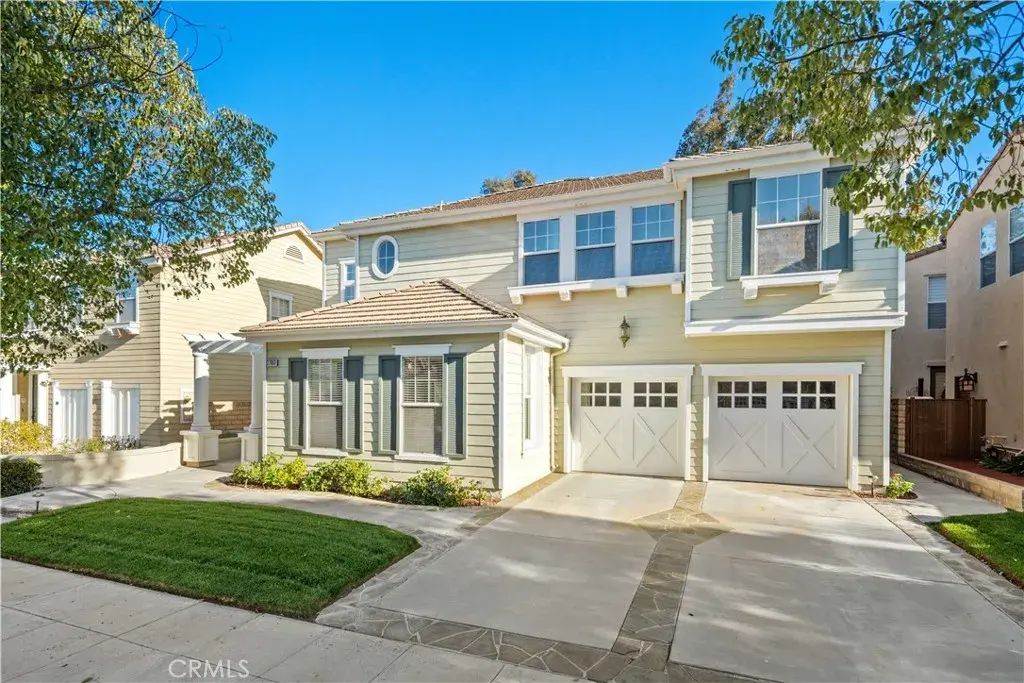 27053 Island Road, Valencia