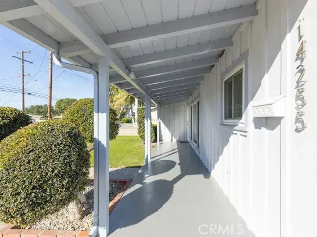 14255 Broadway, Whittier