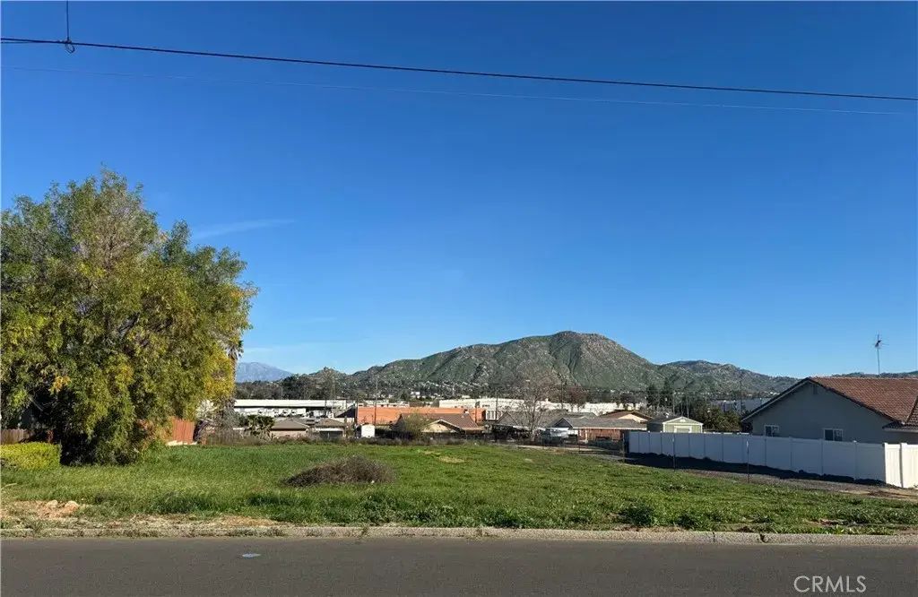 Rosedale, Grand Terrace