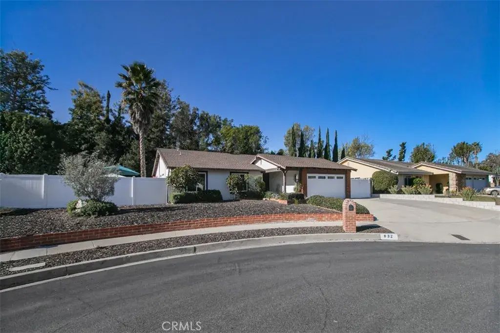 832 Ballina Court, Newbury Park