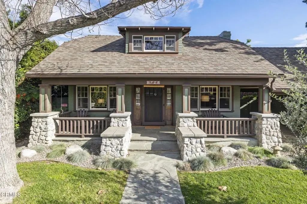 5728 Mammoth Avenue, Valley Glen