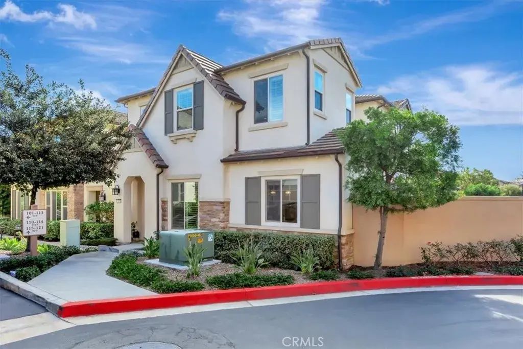115 Primrose, Lake Forest