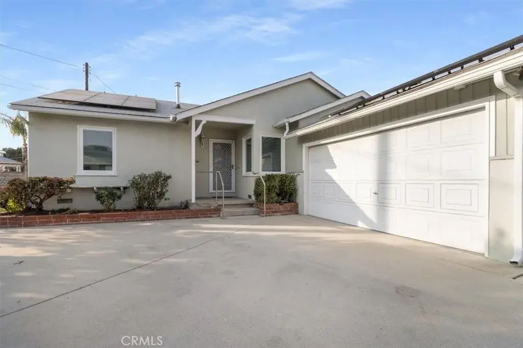 10571 Woodale, Mission Hills (san Fernando)