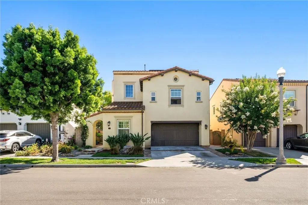 40 Waterspout, Irvine