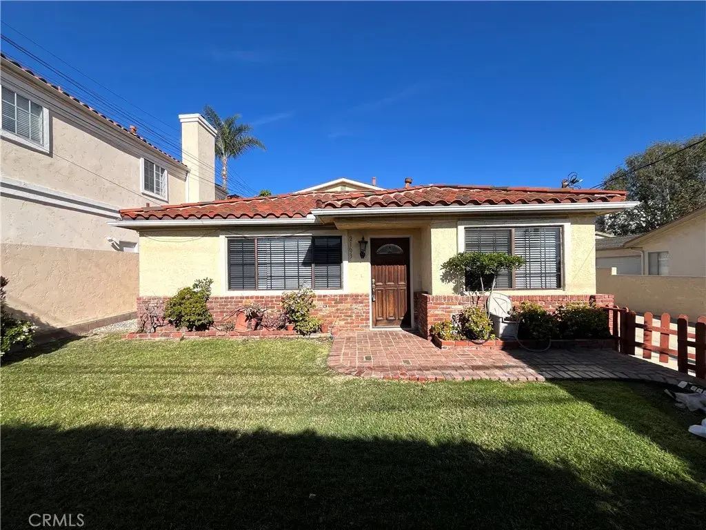 2103 Clark Lane A, Redondo Beach