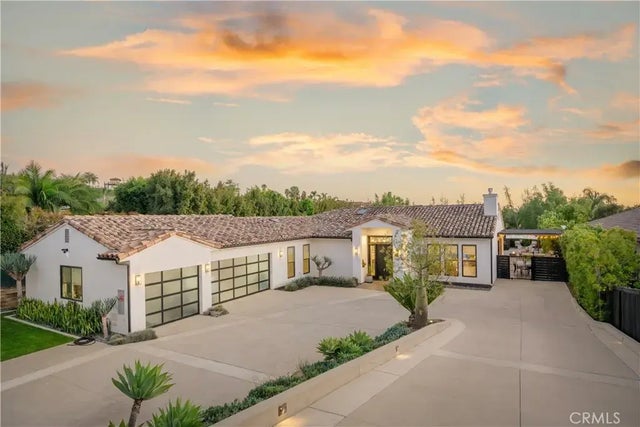 2318 Vista Grande, Vista