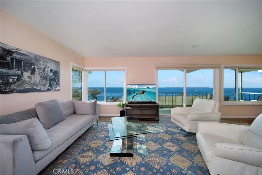 240 Moss 13, Laguna Beach