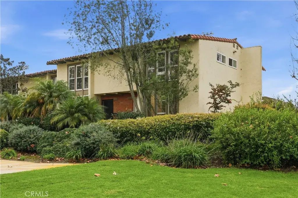 2225 Vista Huerta, Newport Beach