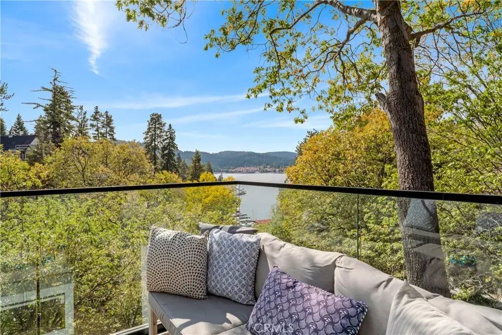 28744 Palisades Drive, Lake Arrowhead